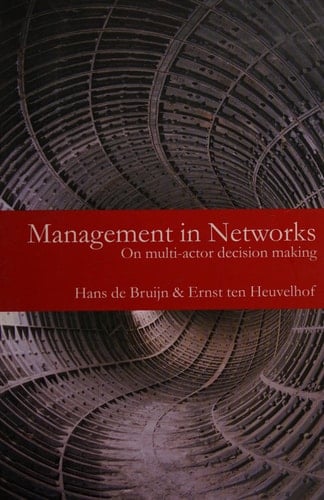 Management in Networks: On multi-actor decision making