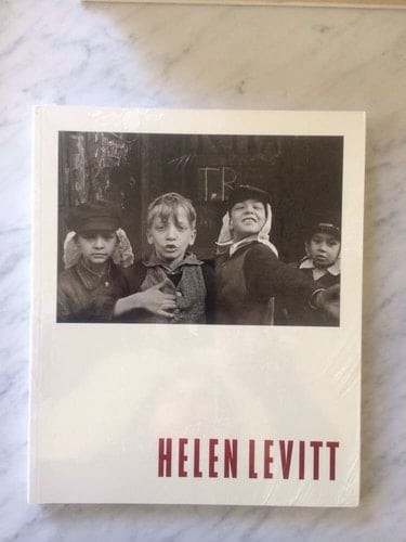 Helen Levitt San Francisco Museum of Modern Art, [19.12.1991-15.3.1992] ; New York, Metropolitan Museum of Art, [1.4. - 28.6.1992] [und Weitere]
