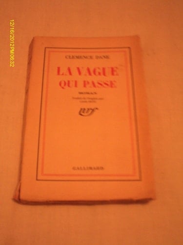 LA VAGUE QUI PASSE (BLANCHE)