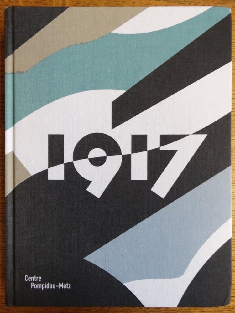 1917 exposition présentée au Centre Pompidou-Metz du 26 mai au 24 septembre 2012, galerie 1 et grande nef