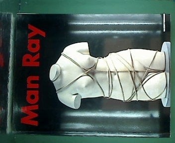 Man Ray Ausstellung , Galerie der Stadt Stuttgart, 22.1. - 13.4.1998 ; Wilhelm-Lehmbruck-Museum Duisburg, 3.5. - Ende Juni 1998 ; Städtisches Museum Abteiberg Mönchengladbach, 26.4. - 27.7.1998