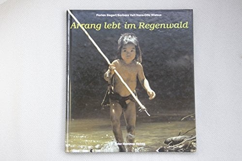 Arrang lebt im Regenwald