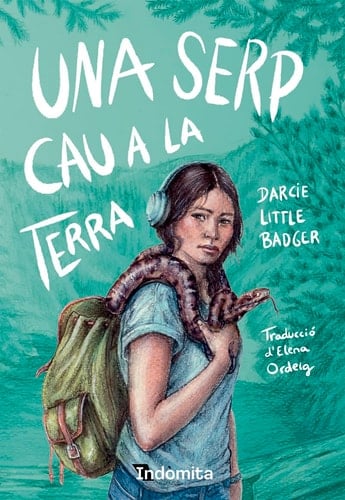 Una serp cau a la Terra