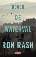 Boven de waterval