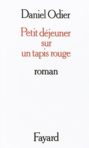 Petit déjeuner sur un tapis rouge