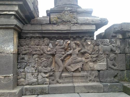 Indonesian arts and crafts