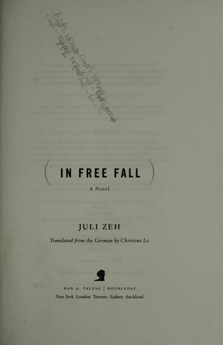 In free fall : a novel