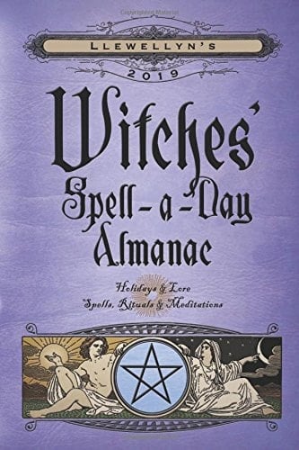 Llewellyn's 2019 Witches' Spell-A-Day Almanac