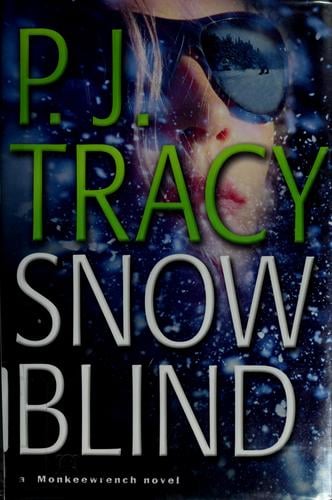 Snow blind (Monkeewrench #4)